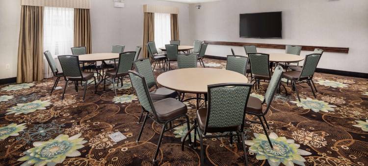 波特兰/希尔斯伯勒长青公园欢朋酒店(Hampton Inn & Suites Portland/Hillsboro-Evergreen Park)图片