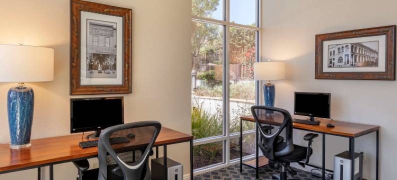 皇家橡树贝斯特韦斯特优质酒店(Best Western Plus Royal Oak Hotel)图片