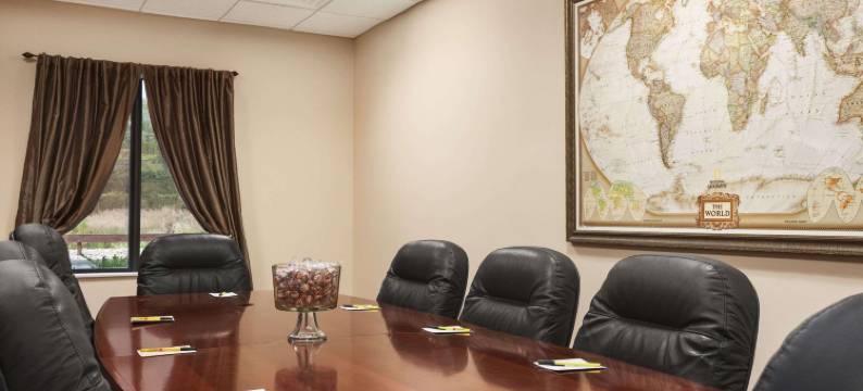 攀斯维尔-威明顿速8酒店(Super 8 by Wyndham Pennsville/Wilmington)图片