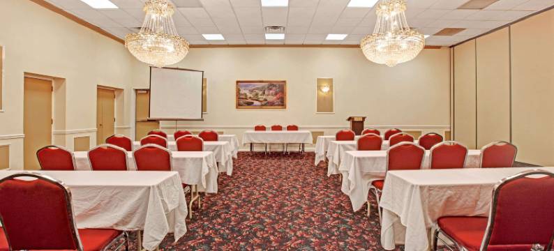 弗莱明顿温德姆华美达酒店(Ramada by Wyndham Flemington)图片