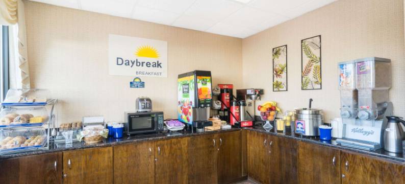 阿什维尔北戴斯酒店(Days Inn by Wyndham Asheville Downtown North)图片