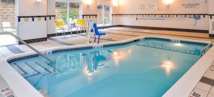 阿什伯勒万枫酒店及套房(Fairfield Inn & Suites Asheboro)图片