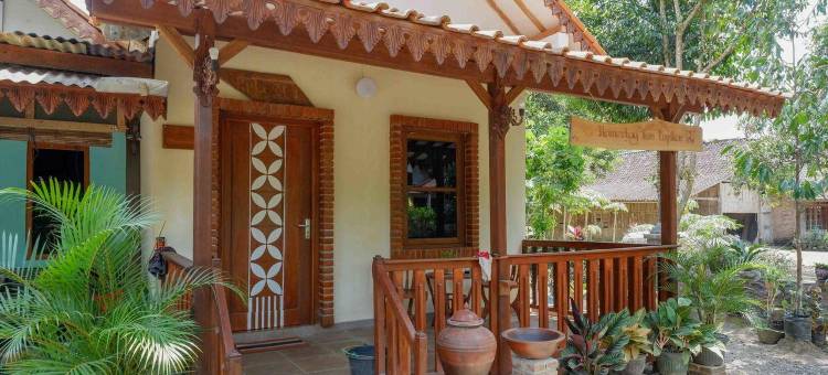 Roemah Beong Syariah at Desa Wisata Kembanglimus Mitra RedDoorz图片