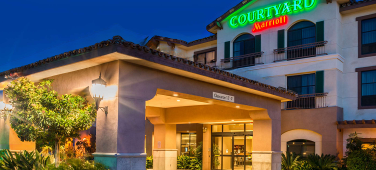 橡城文图拉县万怡酒店(Courtyard Thousand Oaks Ventura County)图片