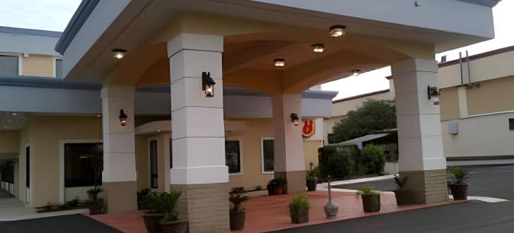 弗多斯塔购物中心速8酒店(Super 8 by Wyndham Valdosta Mall)图片