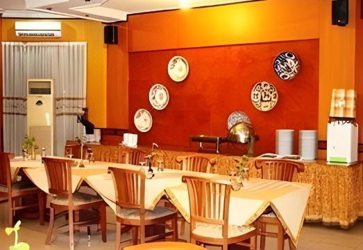 New Siliwangi Hotel and RestaurantHotel Overview