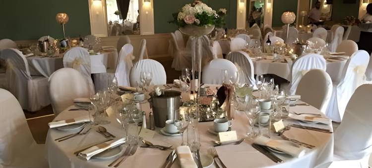 百老汇酒店(The Broadway Hotel)图片