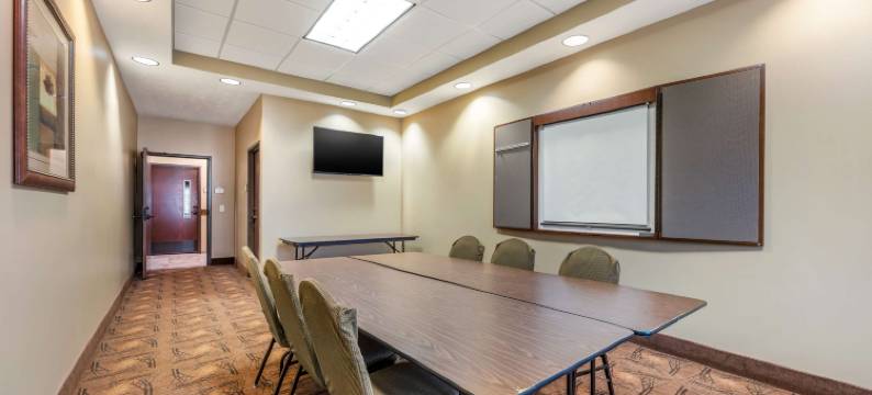 格兰德艾兰贝斯特韦斯特优质套房酒店(Best Western Plus Grand Island Inn  Suites)图片