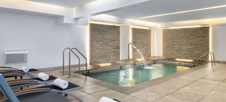 圣地亚哥肯尼迪温德姆花园酒店(Wyndham Garden Santiago Kennedy)图片