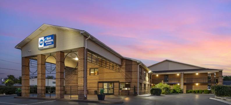 庆典贝斯特韦斯特套房酒店(Best Western Shelbyville Inn and Suites Celebration Inn)图片