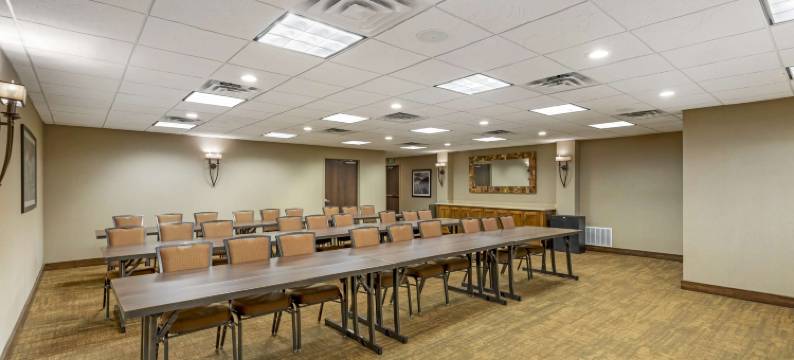 木棉树贝斯特韦斯特酒店(Best Western CottonTree Inn)图片