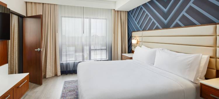 亚特兰大机场北部希尔顿安泊酒店(Embassy Suites by Hilton Atlanta Airport North)图片