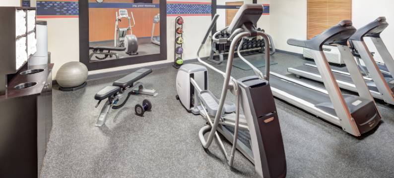 锡达拉皮兹北欢朋套房酒店(Hampton Inn & Suites Cedar Rapids - North)图片