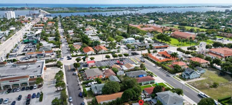 Palm Beach Charm - Hot Tub, Bikes & More! Completely Renovated!图片