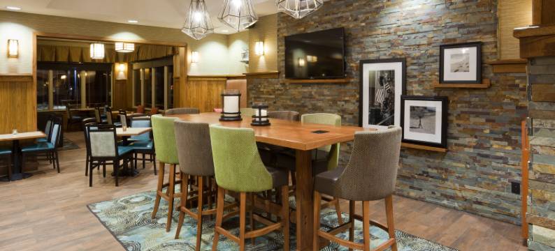 德卢斯运河公园欢朋酒店(Hampton Inn by Hilton Duluth Canal Park)图片