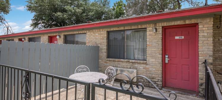 美洲最佳价值旅馆洛哈特(Americas Best Value Inn Lockhart TX)图片