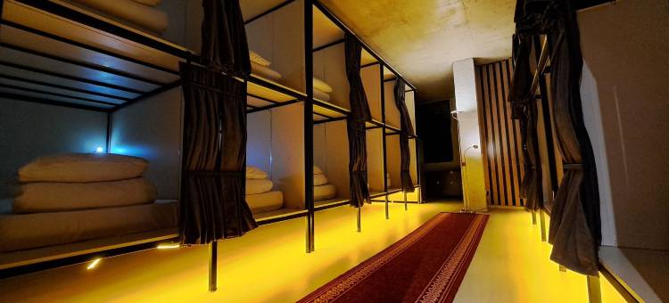 卡尔维旅舍(Karvi Hostel & Suites)图片
