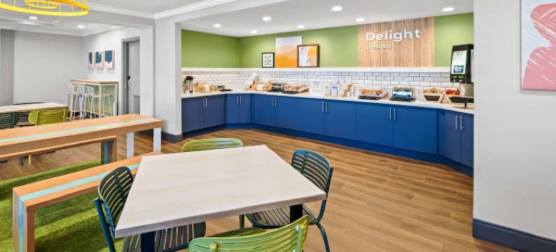 Spark by Hilton Woodbridge图片