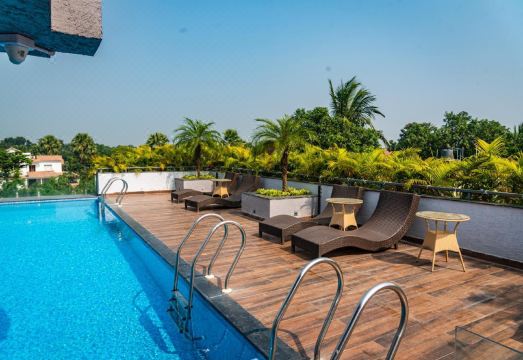 Udichi Regency Hotel Overview