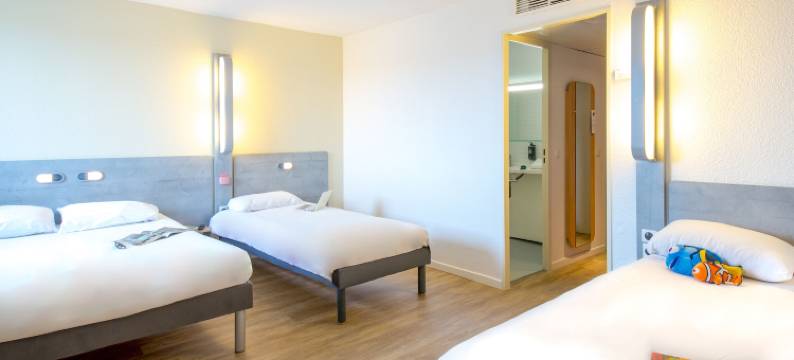 宜必思快捷裴吉斯圣拉斐尔中心与海滩酒店(Ibis Budget Fréjus Saint-Raphaël Centre et Plage)图片