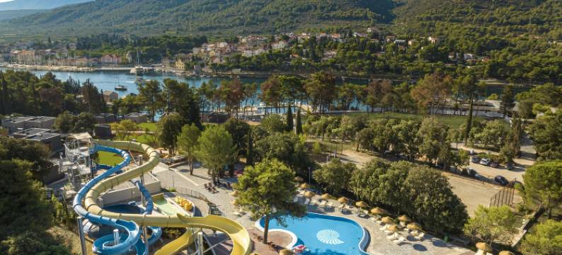 瓦拉玛阿米科尔度假村(Valamar Amicor Resort)图片