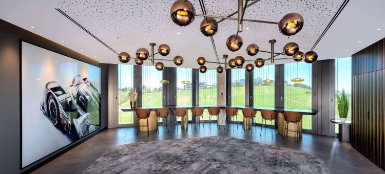 斯图加特保时捷设计大厦-丽笙蓝标酒店(Radisson Blu Hotel at Porsche Design Tower)图片