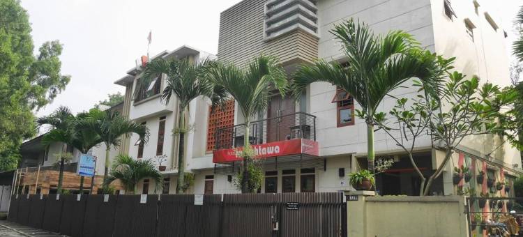 鲁玛达瓦酒店(Rumah Tawa Hotel Syariah)图片