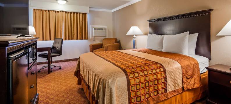 Lompoc Valley酒店和套房(Lompoc Valley Inn and Suites)图片