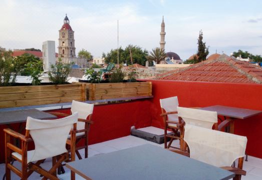 Auberge 32 Old Town Hotel Overview