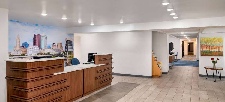 哥伦布机场区拉昆塔温德姆酒店(La Quinta Inn by Wyndham Columbus Airport Area)图片