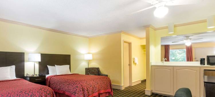 萨凡纳机场戴斯酒店(Days Inn by Wyndham Savannah Airport)图片