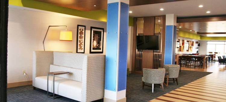 克拉里恩套房智选假日酒店(Holiday Inn Express & Suites Clarion)图片