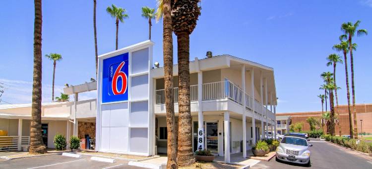 斯科特斯德6号汽车旅馆(Motel 6 Scottsdale, AZ - Old Town Scottsdale/Fashion Square)图片