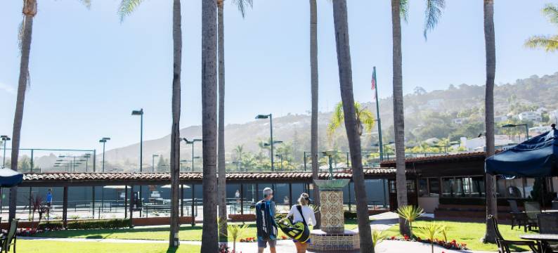 拉霍亚海滩网球俱乐部酒店(La Jolla Beach and Tennis Club)图片