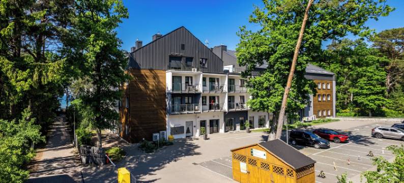 德怀索斯尼阳光和白雪公寓酒店(Dwie Sosny z sauną, Sun & Snow)图片