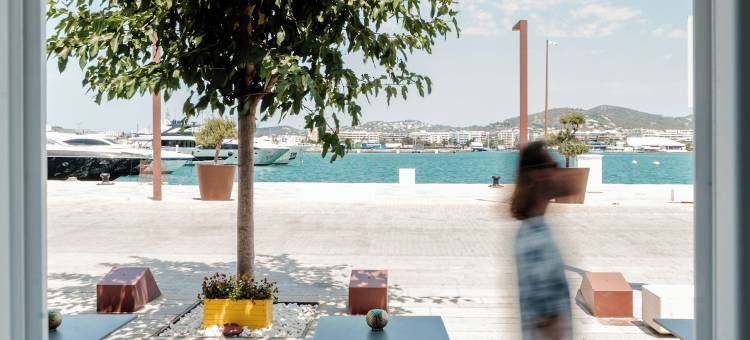 瑞安码头酒店(Ryans la Marina)图片