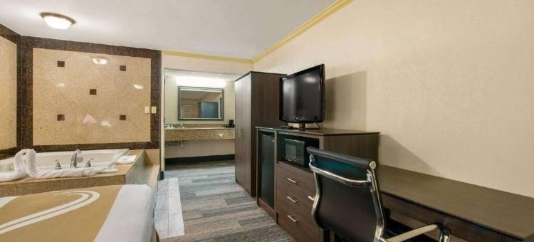 朱槿酒店＆套房(Hibiscus Inn & Suites)图片