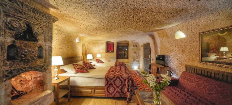 塔克弗洞穴之家(Takaev Cave House)图片