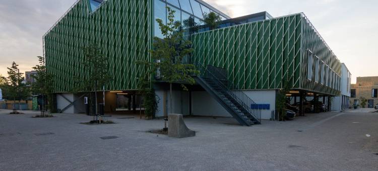 Limehome 爱因霍温煤气罐街(Limehome Eindhoven Gashouder)图片