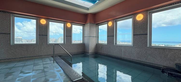 露樱酒店那霸泊港店(Hotel Route-Inn Nahatomariko)图片