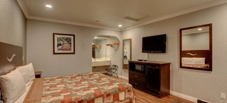 圣塔安那西海岸旅馆(West Coast Inn Santa Ana)图片