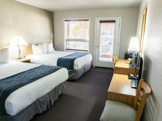 阿柏萨罗卡旅馆