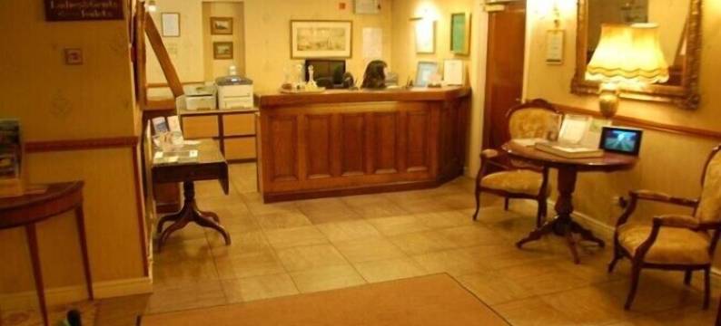 奥尔布赖特赫西庄园(Albright Hussey Manor)图片