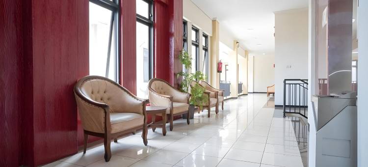 玛琅德科彭城市景观酒店 - 红门酒店集团(Urbanview Hotel de Kopen Malang by RedDoorz)图片