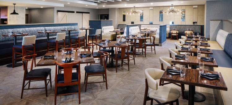 安阿伯北希尔顿逸林酒店(Doubletree by Hilton Ann Arbor North)图片