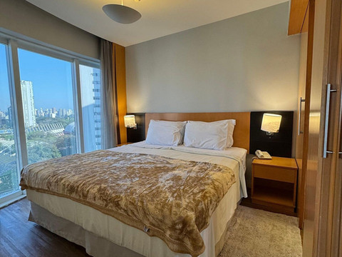 租一套公寓1103号