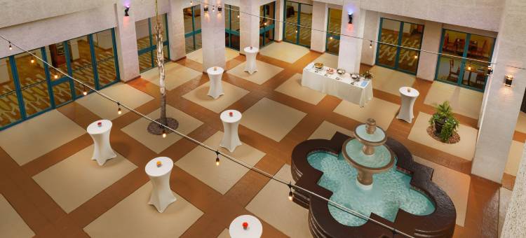 凤凰城机场希尔顿酒店(Hilton Phoenix Airport)图片