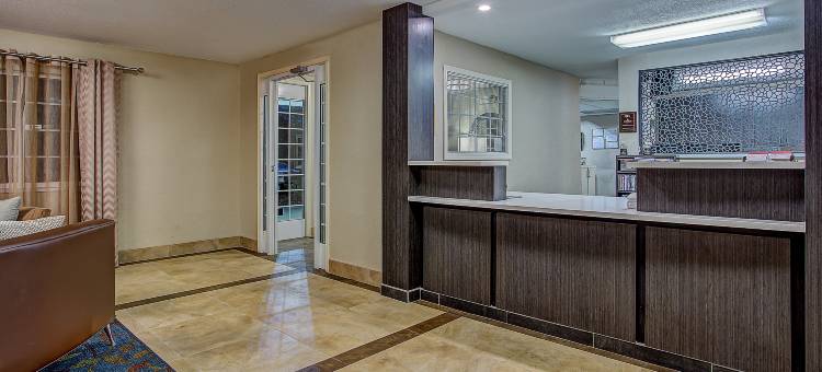 Candlewood Suites 路易斯维尔机场(Candlewood Suites Louisville Airport)图片