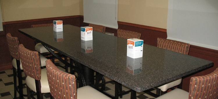 盖洛普 I-40 出口 20 号凯艺套房酒店(Quality Inn & Suites Gallup I-40 Exit 20)图片