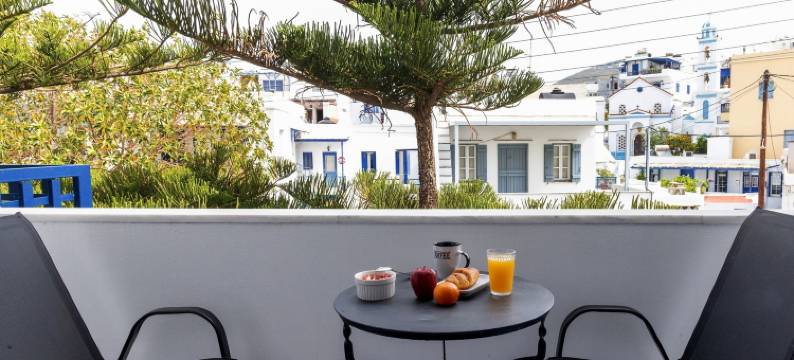 诺埃客房在提诺斯中心(Noe Rooms In Center Of Tinos)图片